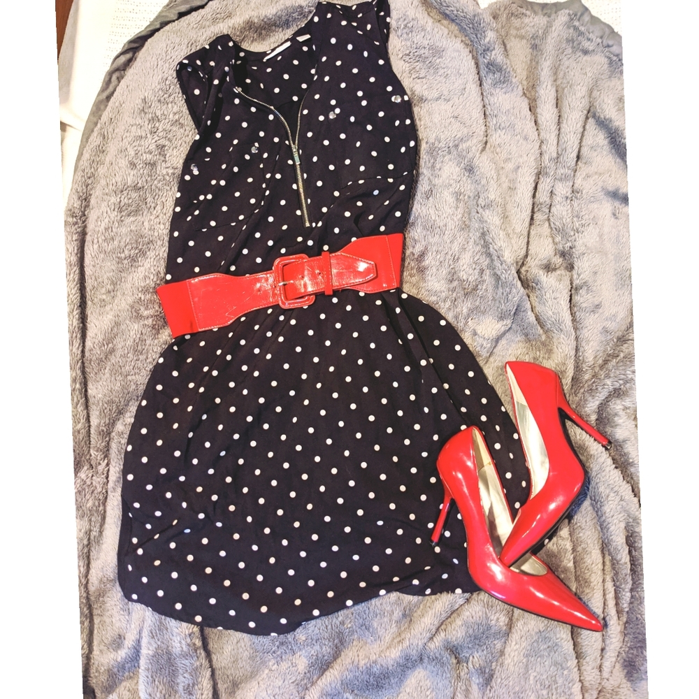 Sleeveless polka dot dress